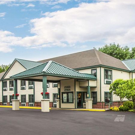 Econo Lodge Glens Falls - Lake George Luaran gambar