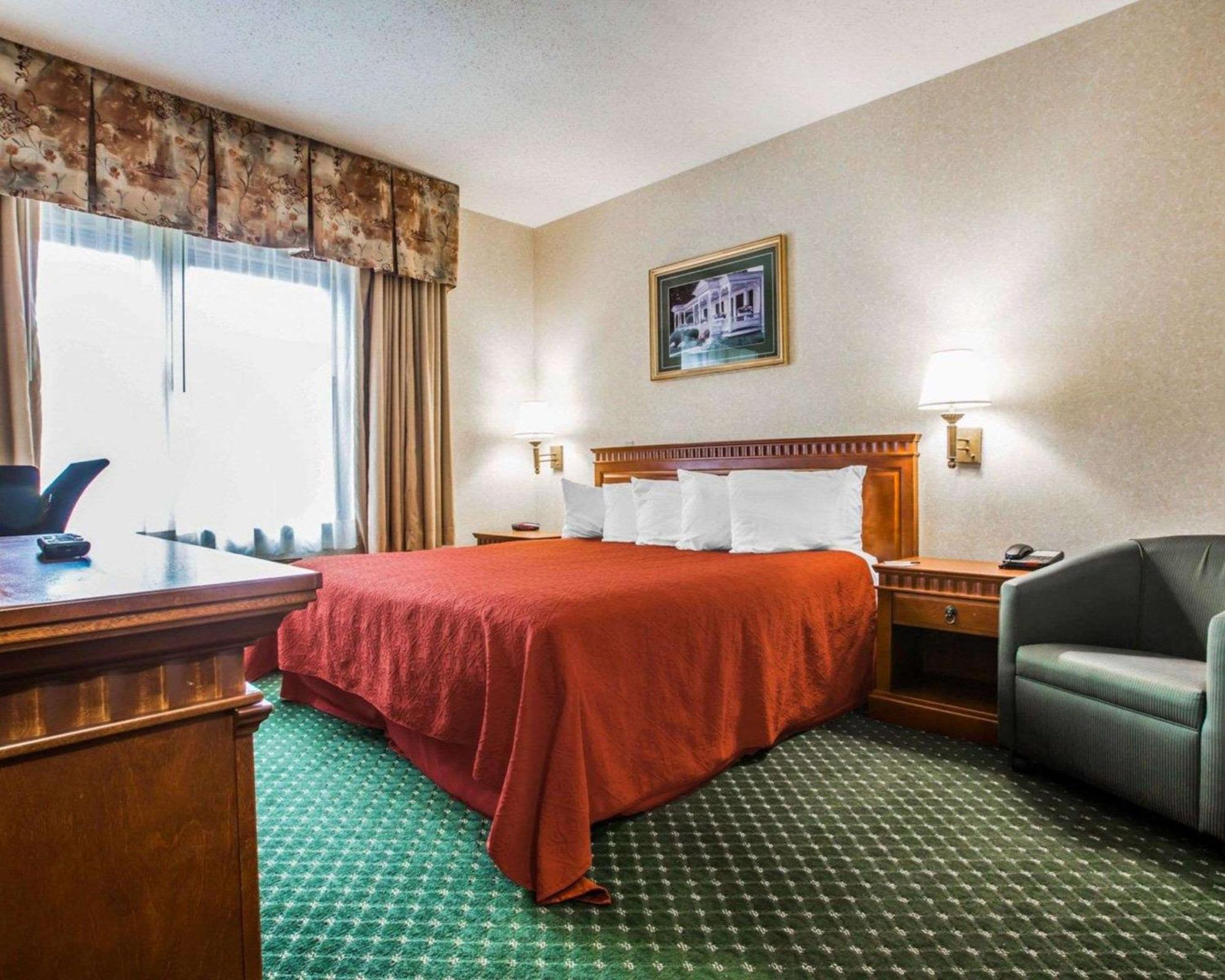 Econo Lodge Glens Falls - Lake George Luaran gambar